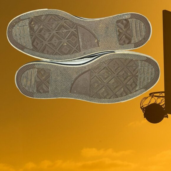 Converse All Stars Chuck Taylor 104533F Unisex M9 W11 Low Top White Silver - Picture 7 of 8